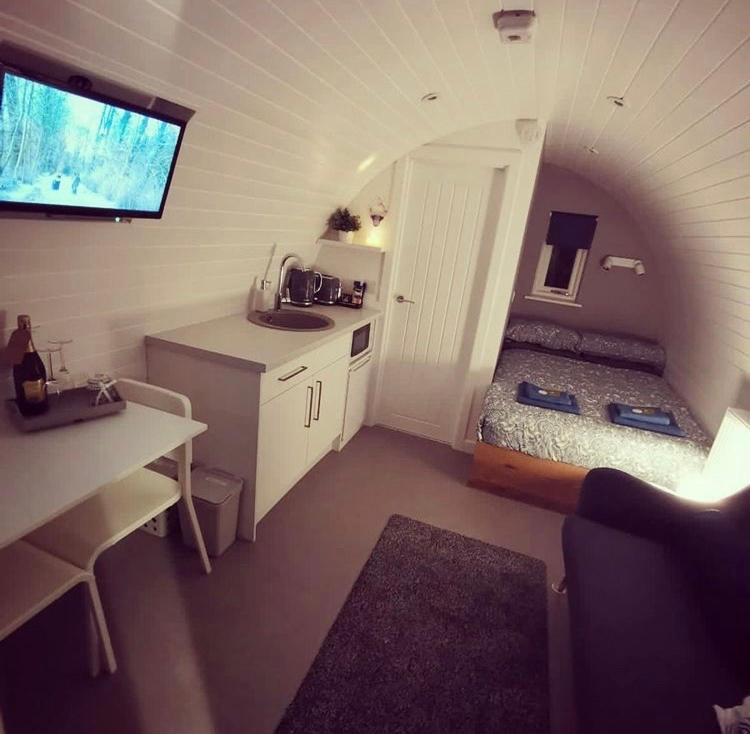 Loch Ness Pods Leilighet Fort Augustus Eksteriør bilde